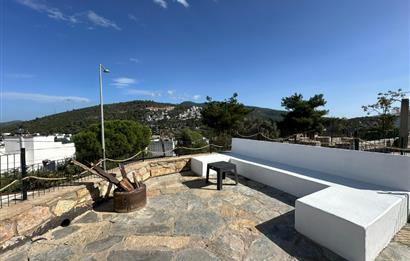 Bodrum Torba da Deniz Manzaralı Kiralık Bahçeli Villa