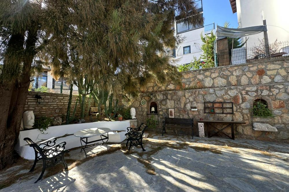 Bodrum Torba da Deniz Manzaralı Kiralık Bahçeli Villa
