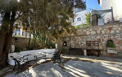 Bodrum Torba da Deniz Manzaralı Kiralık Bahçeli Villa