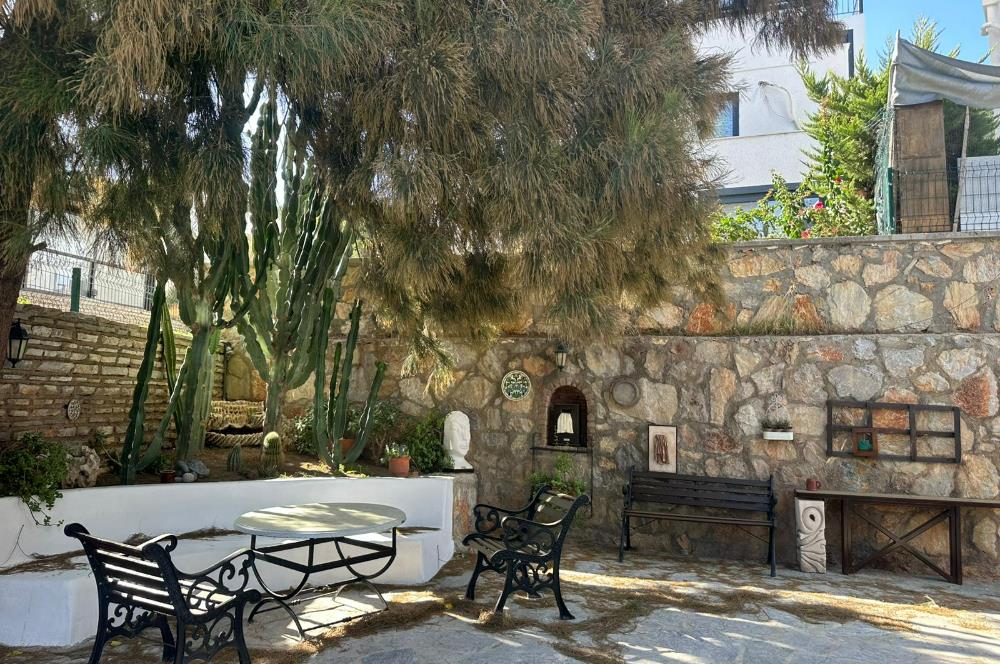 Bodrum Torba da Deniz Manzaralı Kiralık Bahçeli Villa
