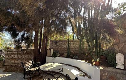 Bodrum Torba da Deniz Manzaralı Kiralık Bahçeli Villa