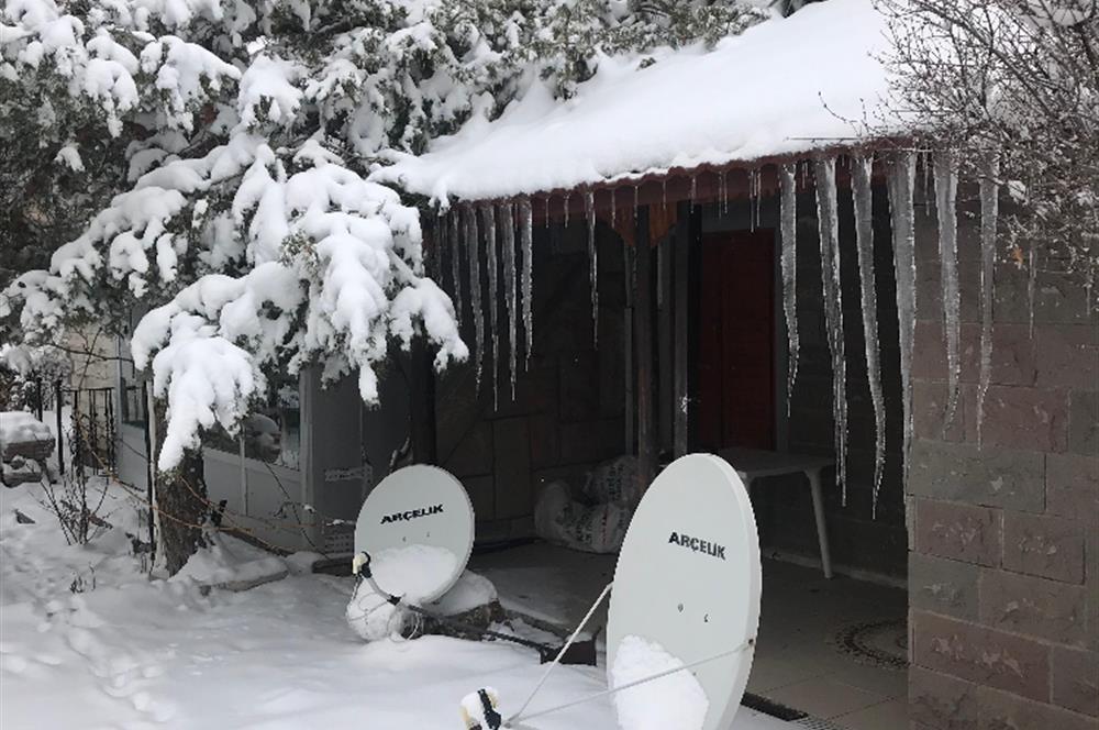 Elmadağ Kayak Merkezi - Güvenlikli Sitede İskanlı Eşyalı Taş Ev