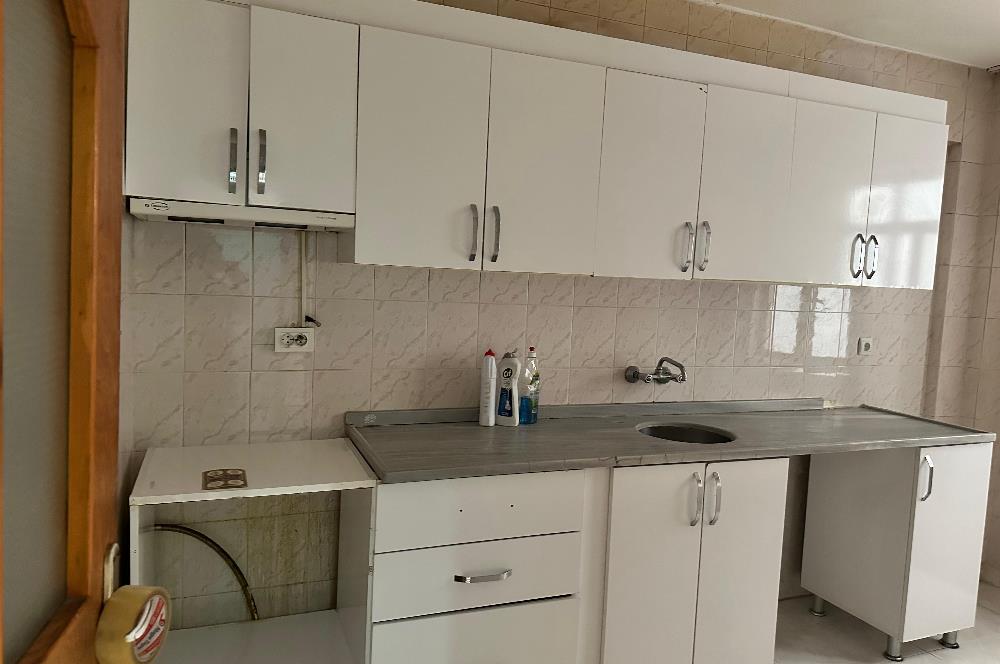 İstasyon Mah. 3+1, Çift Balkon, Kilerli, Merkezi Konumda KİRALIK