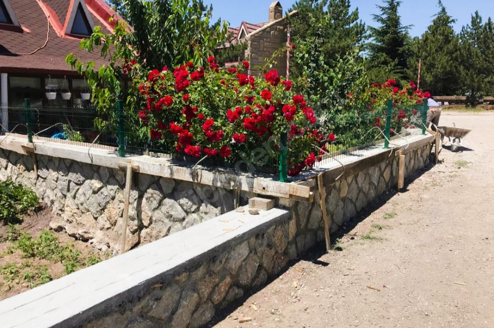 Elmadağ Kayak Merkezi - Güvenlikli Sitede İskanlı Eşyalı Taş Ev