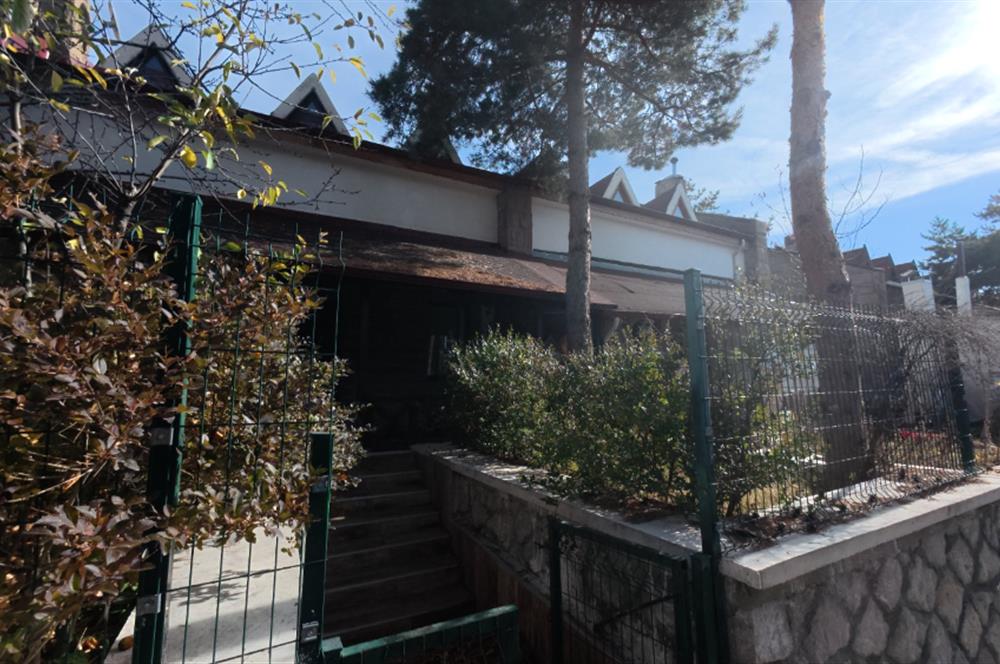 Elmadağ Kayak Merkezi - Güvenlikli Sitede İskanlı Eşyalı Taş Ev