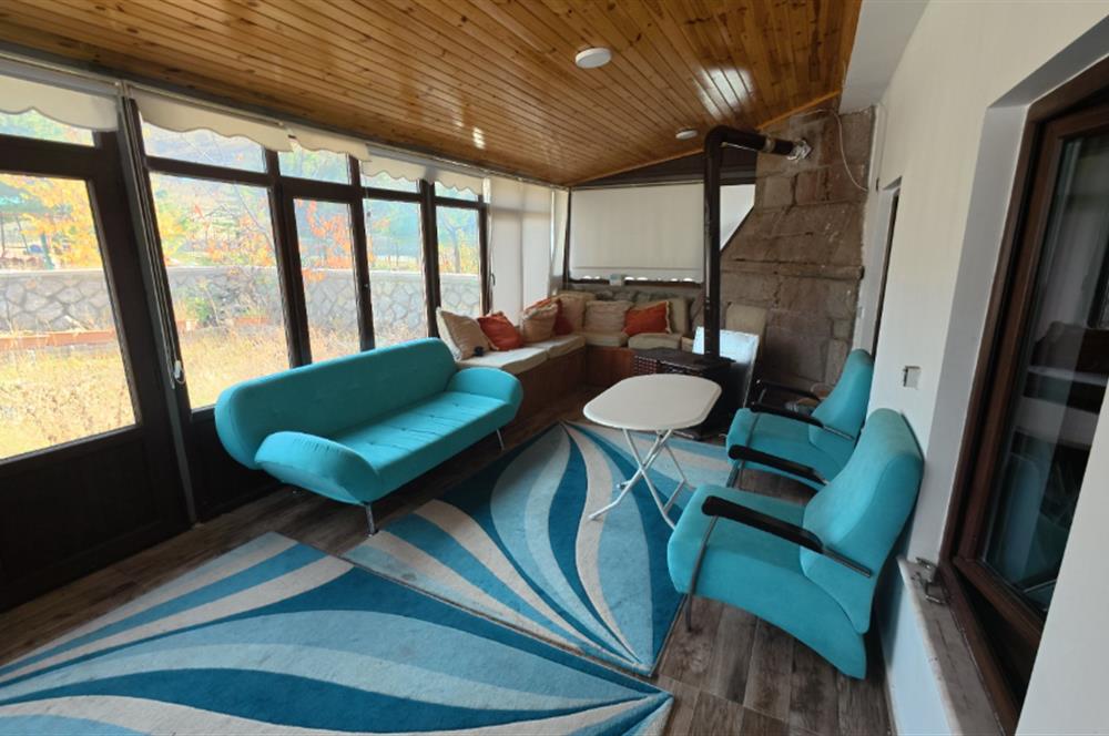 Elmadağ Kayak Merkezi - Güvenlikli Sitede İskanlı Eşyalı Taş Ev