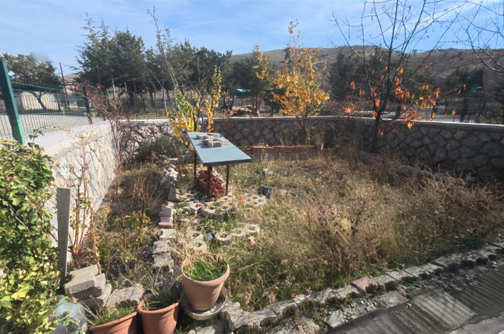 Elmadağ Kayak Merkezi - Güvenlikli Sitede İskanlı Eşyalı Taş Ev