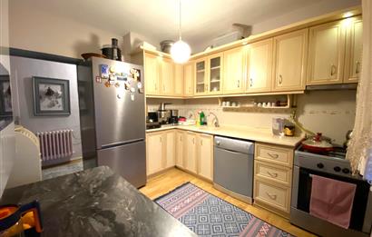 C21 Bal'dan Adnan Menderes Mah.'de Satılık 3+1 Daire