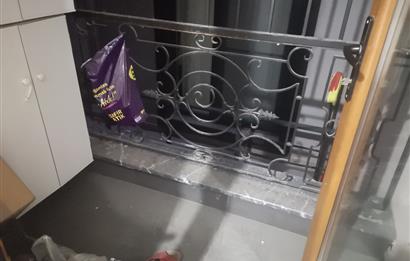 CENTURY 21 GERÇEKTEN KEMERBURGAZ MERKEZDE SATILIK 1+1 DAİRE