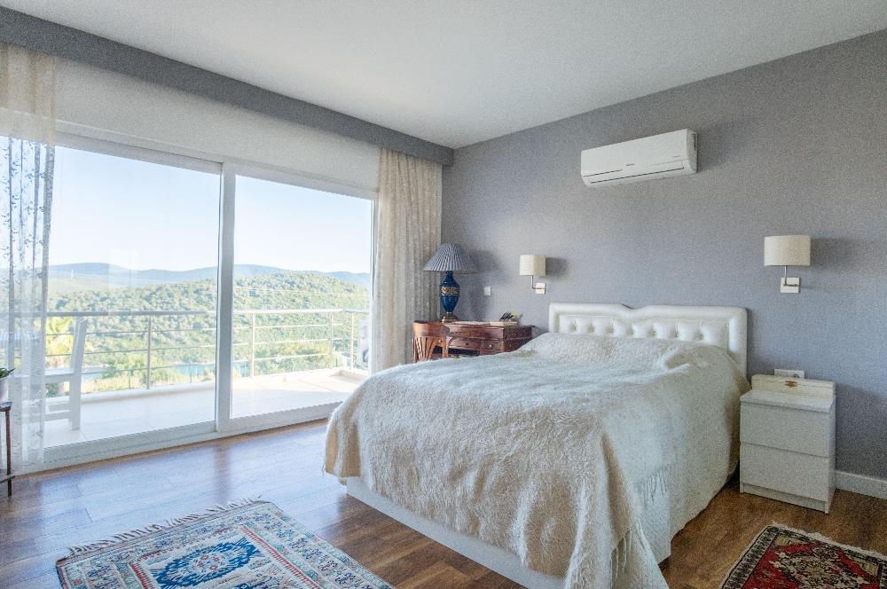 Adabükü Panoramik Deniz ve Koy Manzaralı Satılık Müstakil Villa