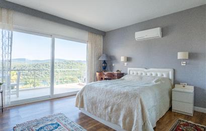 Adabükü Panoramik Deniz ve Koy Manzaralı Satılık Müstakil Villa