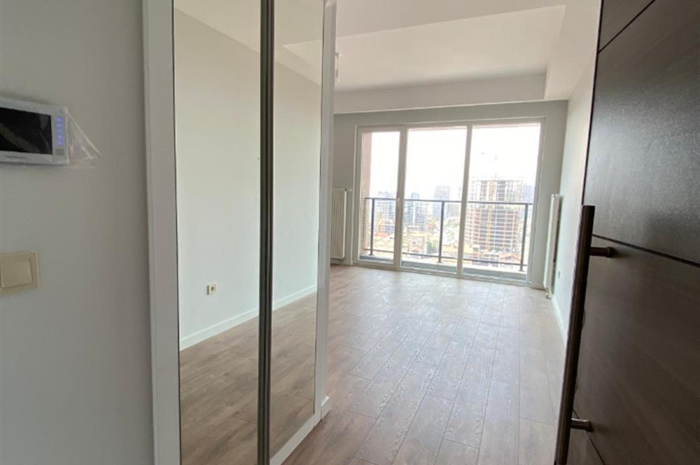 C21 ROOF'dan FİKİRTEPE TORKAM'da EN BÜYÜK 1+1 YÜKSEK KAT KİRALIK