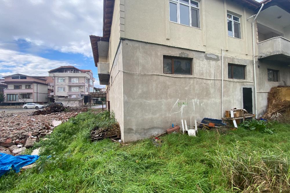 C21 İZ'DEN SERDİVAN ARABACIALANINDA SATILIK İŞ YERİ