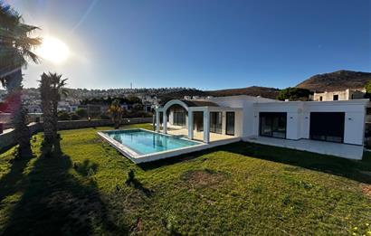 Bodrum Akyarlar 1.200 m2 Arsa Paylı Tam Müstakil Villa 