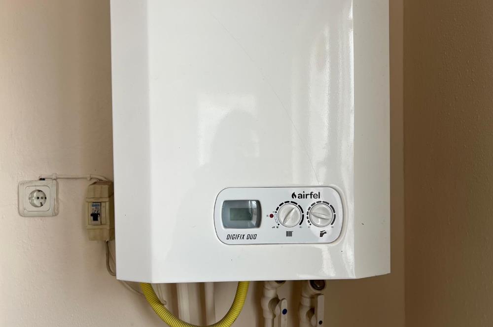 C21 BAL'DAN ALTIEYLÜL MAH FAHRİ KİRAZ YAKINI GENİŞ 3+1 DAİRE