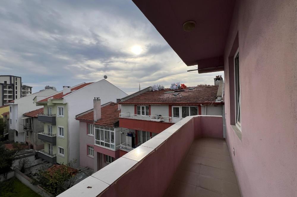 C21 BAL'DAN ALTIEYLÜL MAH FAHRİ KİRAZ YAKINI GENİŞ 3+1 DAİRE