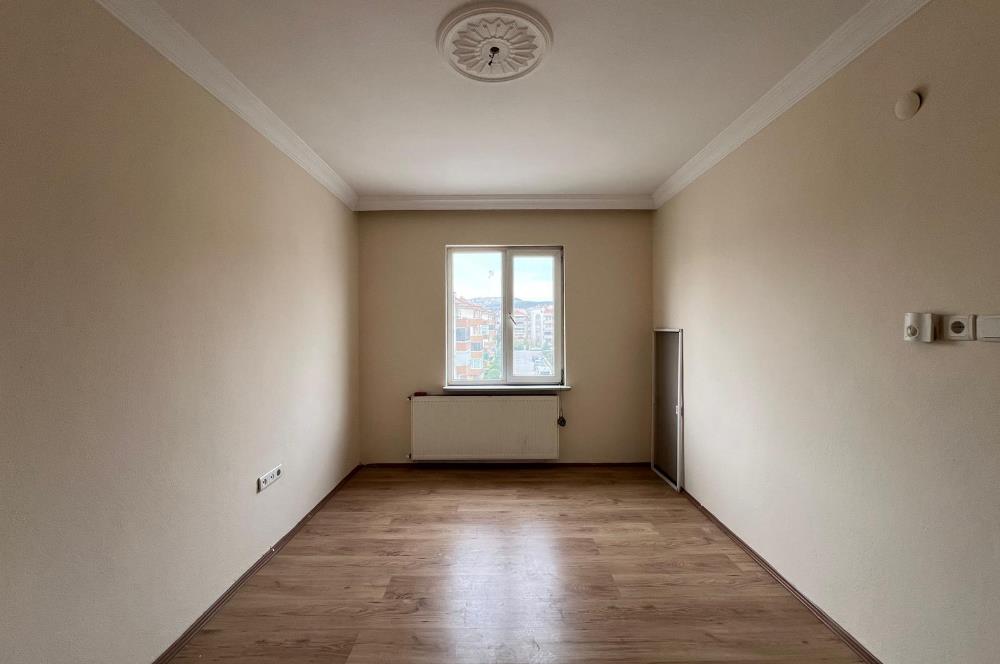 C21 BAL'DAN ALTIEYLÜL MAH FAHRİ KİRAZ YAKINI GENİŞ 3+1 DAİRE