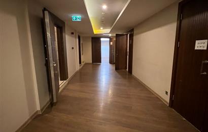 Kartal'da Eşyalı Kiralık Ofis Katı