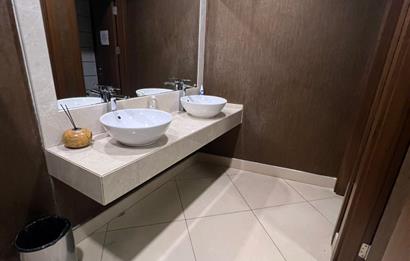 Kartal'da Eşyalı Kiralık Ofis Katı