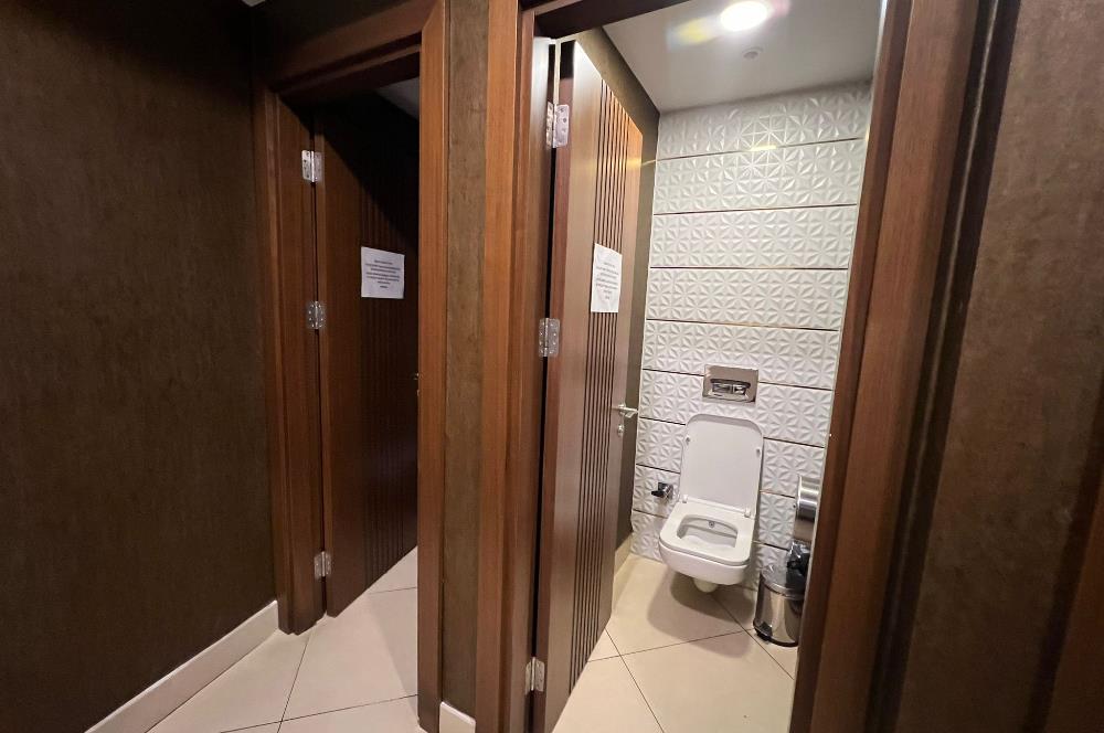 Kartal'da Eşyalı Kiralık Ofis Katı