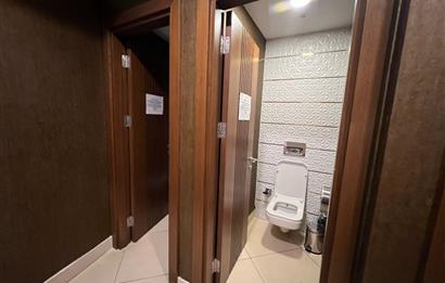 Kartal'da Eşyalı Kiralık Ofis Katı