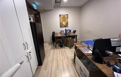 Kartal'da Eşyalı Kiralık Ofis Katı
