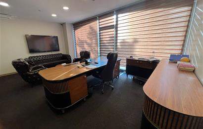 Kartal'da Eşyalı Kiralık Ofis Katı