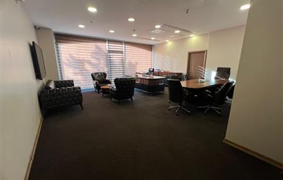 Kartal'da Eşyalı Kiralık Ofis Katı