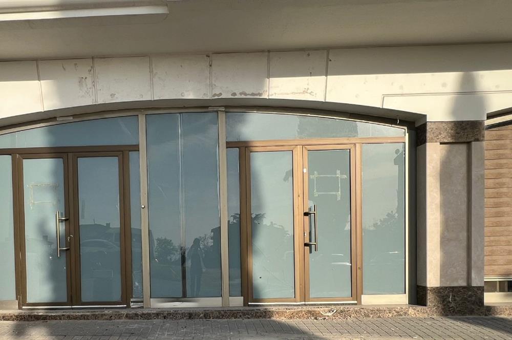 Kartal'da Eşyalı Kiralık Ofis Katı