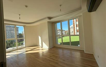 LA MARİN KARTALDA HAVUZ MANZARALI SATILIK KULLANIŞLI BOŞ 2+1 DA