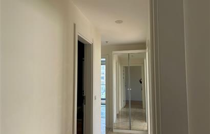 LA MARİN KARTALDA HAVUZ MANZARALI SATILIK KULLANIŞLI BOŞ 2+1 DA