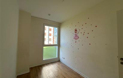 LA MARİN KARTALDA HAVUZ MANZARALI SATILIK KULLANIŞLI BOŞ 2+1 DA