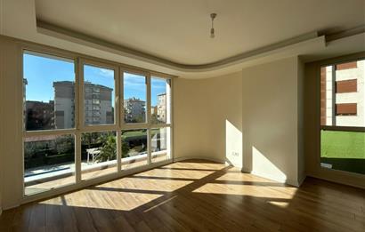 LA MARİN KARTALDA HAVUZ MANZARALI SATILIK KULLANIŞLI BOŞ 2+1 DA