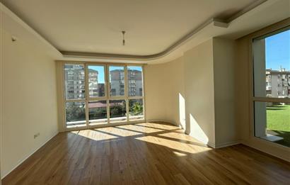 LA MARİN KARTALDA HAVUZ MANZARALI SATILIK KULLANIŞLI BOŞ 2+1 DA