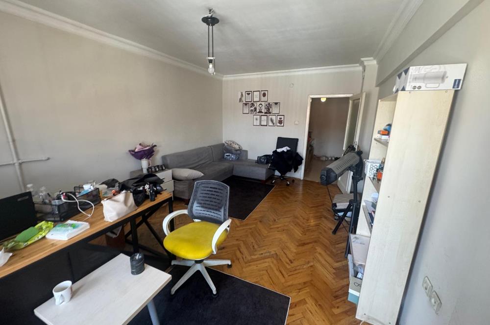 NECATİBEY HANIMELİ SOKAK'TA 1+1 SATILIK OFİS