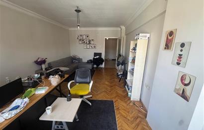 NECATİBEY HANIMELİ SOKAK'TA 1+1 SATILIK OFİS