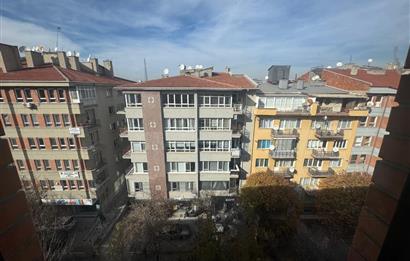 NECATİBEY HANIMELİ SOKAK'TA 1+1 SATILIK OFİS