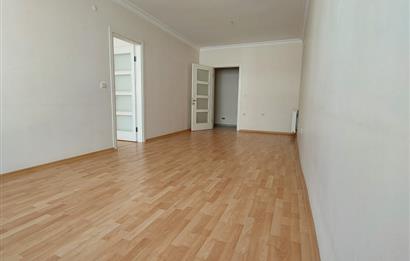 Hatay Metro Durağı Yakınında, Ferah ve Bakımlı 2+1 Kiralık Daire