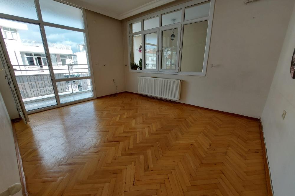 Hatay Metro Durağı Yakınında, Ferah ve Bakımlı 2+1 Kiralık Daire