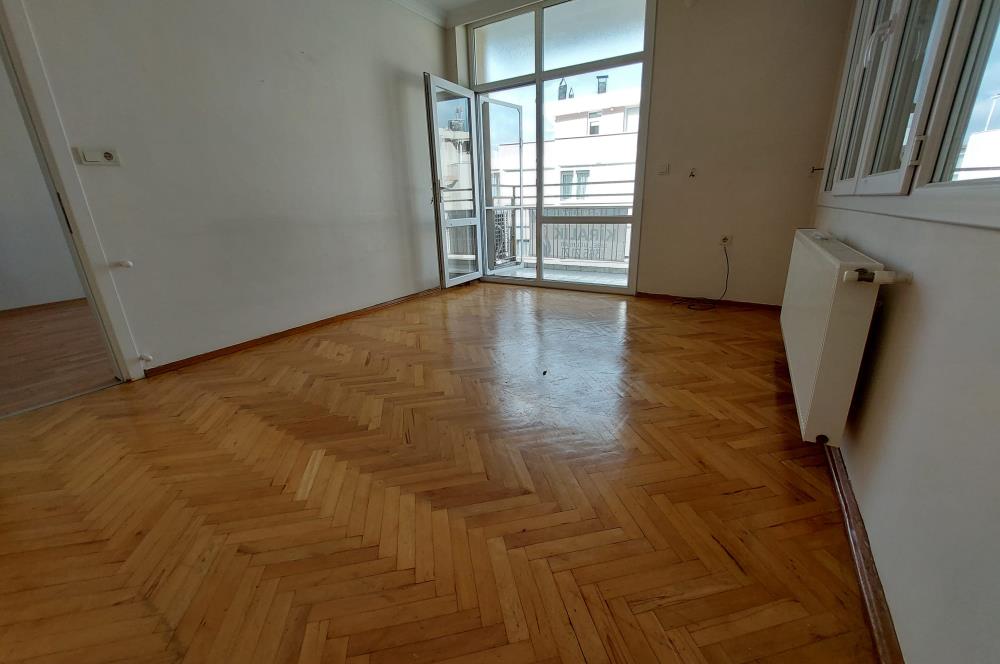 Hatay Metro Durağı Yakınında, Ferah ve Bakımlı 2+1 Kiralık Daire