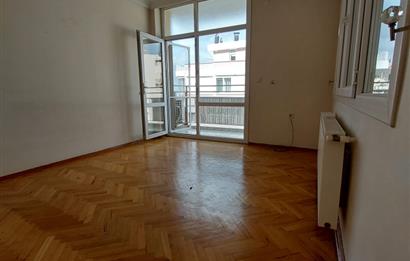 Hatay Metro Durağı Yakınında, Ferah ve Bakımlı 2+1 Kiralık Daire