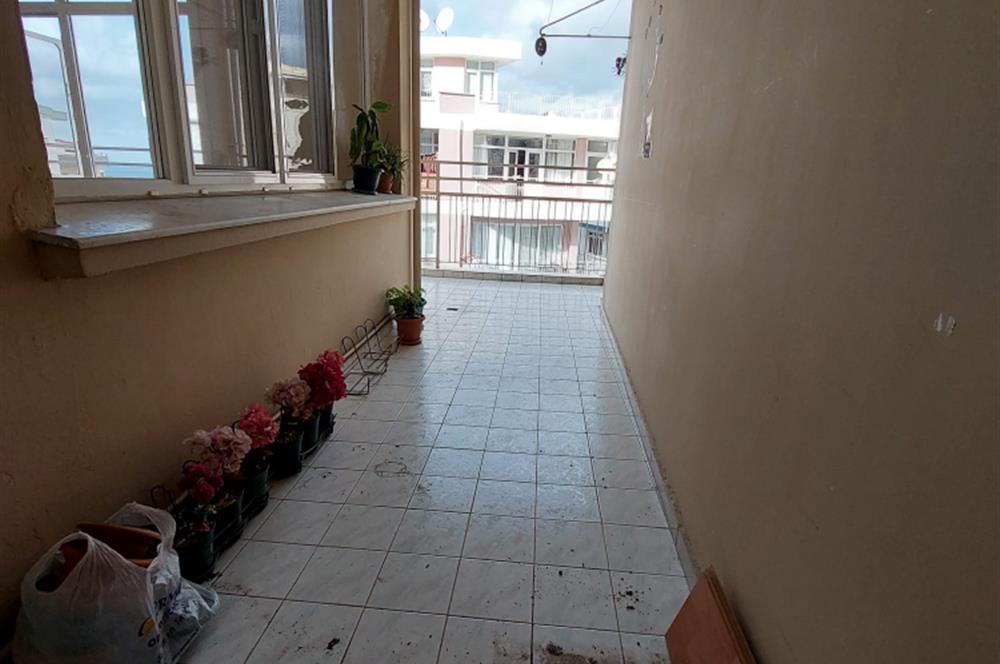 Hatay Metro Durağı Yakınında, Ferah ve Bakımlı 2+1 Kiralık Daire