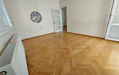 Hatay Metro Durağı Yakınında, Ferah ve Bakımlı 2+1 Kiralık Daire