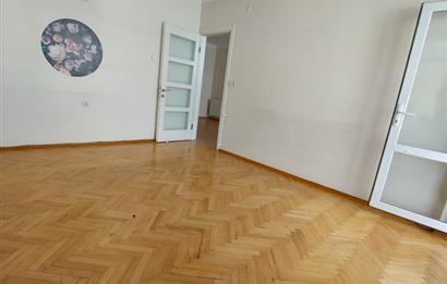 Hatay Metro Durağı Yakınında, Ferah ve Bakımlı 2+1 Kiralık Daire