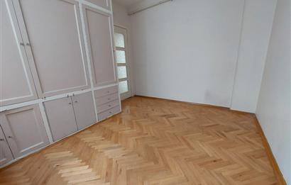 Hatay Metro Durağı Yakınında, Ferah ve Bakımlı 2+1 Kiralık Daire