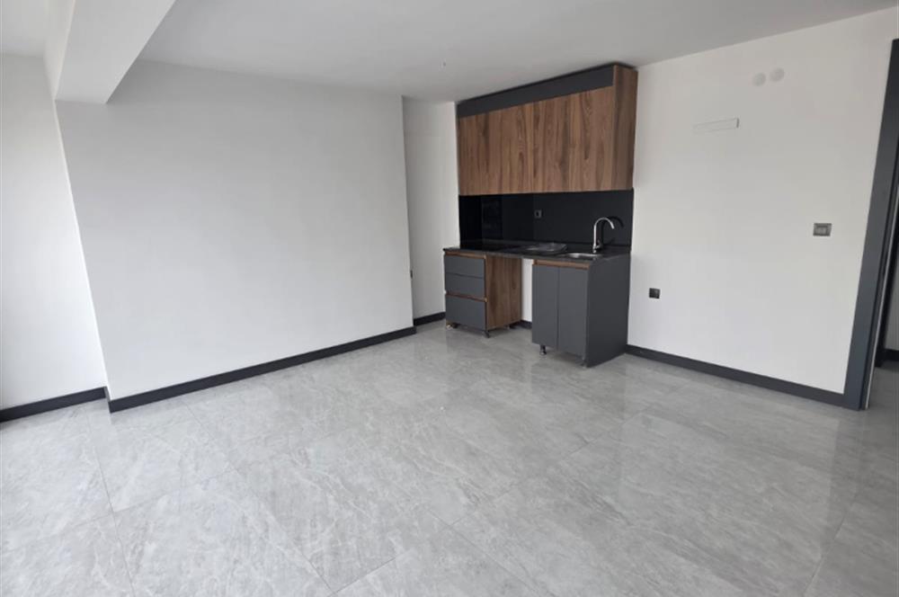 MUSTAFA KEMAL'de SATILIK 1+1 KONUT & OFİSE UYGUN MODERN DAİRE