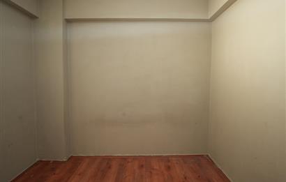 C21 Cius; Orhangazi Caddesine Cephe 2+1 Ara Kat Daire