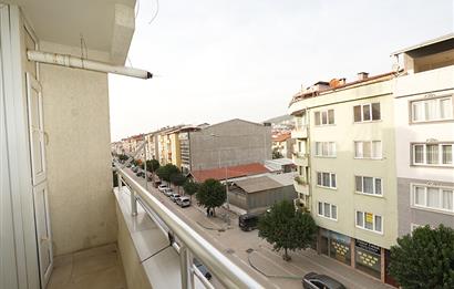 C21 Cius; Orhangazi Caddesine Cephe 2+1 Ara Kat Daire