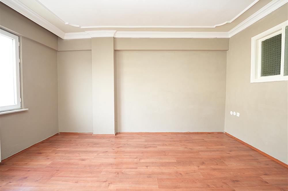 C21 Cius; Orhangazi Caddesine Cephe 2+1 Ara Kat Daire