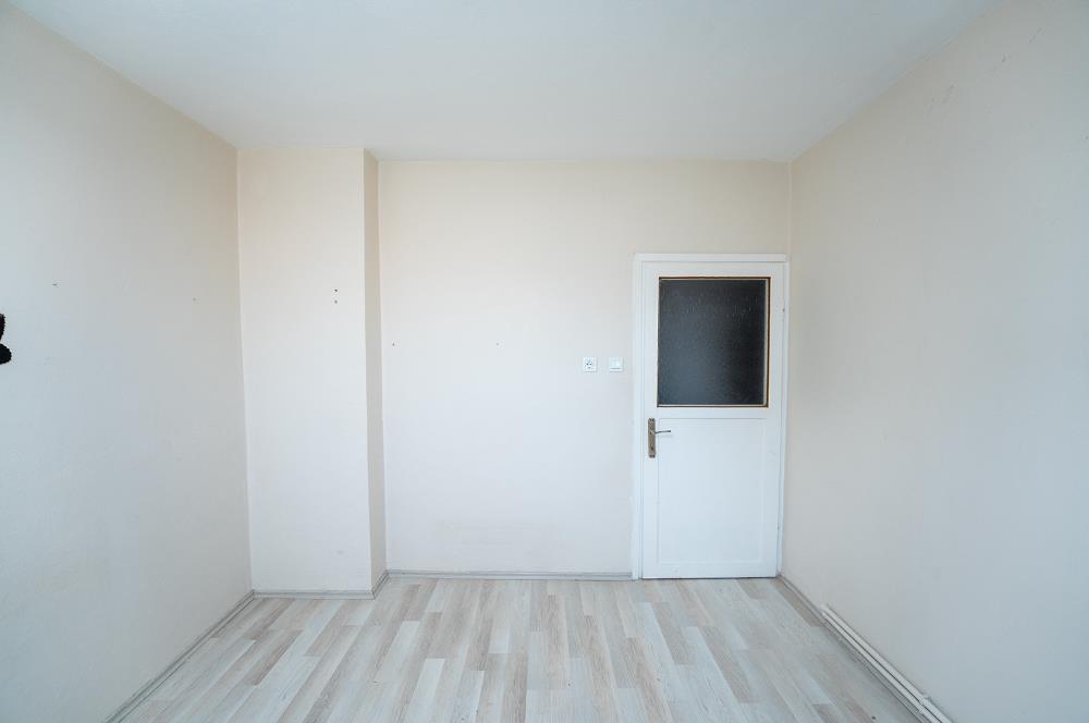 C21 Cius; Askerlik Şubesi Civarı Köşe Arakat 2+1 Kiralık Daire